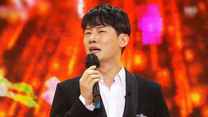 '트롯신2' 무명가수 강문경 우승&hellip;"부모님에게 감사"