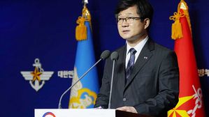 [취재파일] 잠수함 · KF-X '인니 리스크'…'유턴' 방사청장의 최대 과제