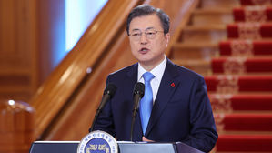 문 대통령 "부동산 문제 국민께 송구…상반기에 코로나 이전 경제 회복"