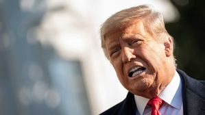 퇴임 후에도 불안한 트럼프, 변호사 선임하고 탄핵 심판 대비