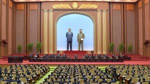 북, 경제발전 5개년 첫해에 경제 예산 0.6%↑ '제자리걸음'