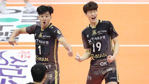 OK금융, '케이타 부진' KB손보 꺾고 2위 도약