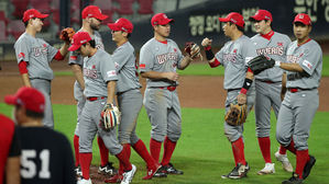 프로야구 SK "팬들의 열정과 사랑, 소중한 추억으로 간직"