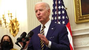 바이든, 취임 초 60% 전후 지지율 기록&hellip;"트럼프 때보다 높아"