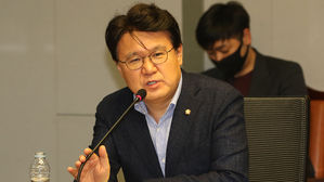 대법, '겸직 논란' 황운하 당선무효소송 기각&hellip;의원직 유지