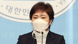 이언주 "부산시장 후보 사퇴 고민했지만 현실과 싸우기로"
