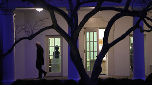 벽난로 불 지피고 7시 칼퇴근…바이든 시대 달라진 백악관