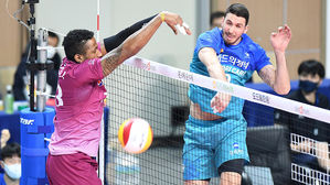 우리카드, 대한항공 꺾고 4연승&hellip;2위 도약