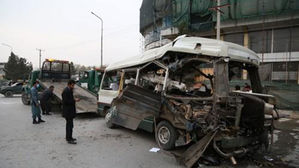 아프간서 버스 겨냥 '표적 테러' 잇따라&hellip;수십 명 사상