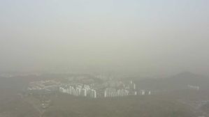 프로야구 대구&middot;광주&middot;대전 이어 부산 경기도 미세먼지로 취소