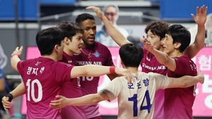 구단 첫 통합우승 위한 비행&hellip;대한항공, 정규리그 1위 확정