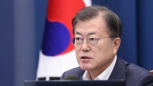 문 대통령, 재보선 결과에 "국민 질책 엄중히 받아들여"