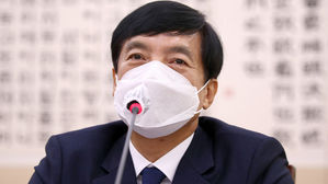 [취재파일] 무엇을 위한 '이성윤 유보부 이첩'인가?