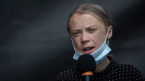 툰베리 "기후 위기, 기껏해야 녹색 사업 기회로만 취급돼"