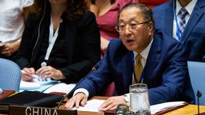 중국 유엔 대사 "우크라이나 긴장 고조 피하고 대화 · 협상해야"