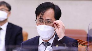 박준영 해양장관 후보자 '도자기 의혹' 사과&hellip;"카페 운영 중단"