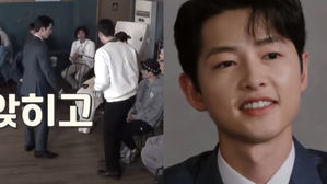 [SBS Star] Song Joong Ki Swaps Seats with a Supporting Actor so that He Can Get More Screen Time