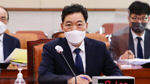 [취재파일] "라임 &middot; 옵티머스 피의자 변호한 적 없다"는 김오수, 사실은?