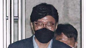 공수처, '윤중천 보고서 허위 작성' 이규원 재소환