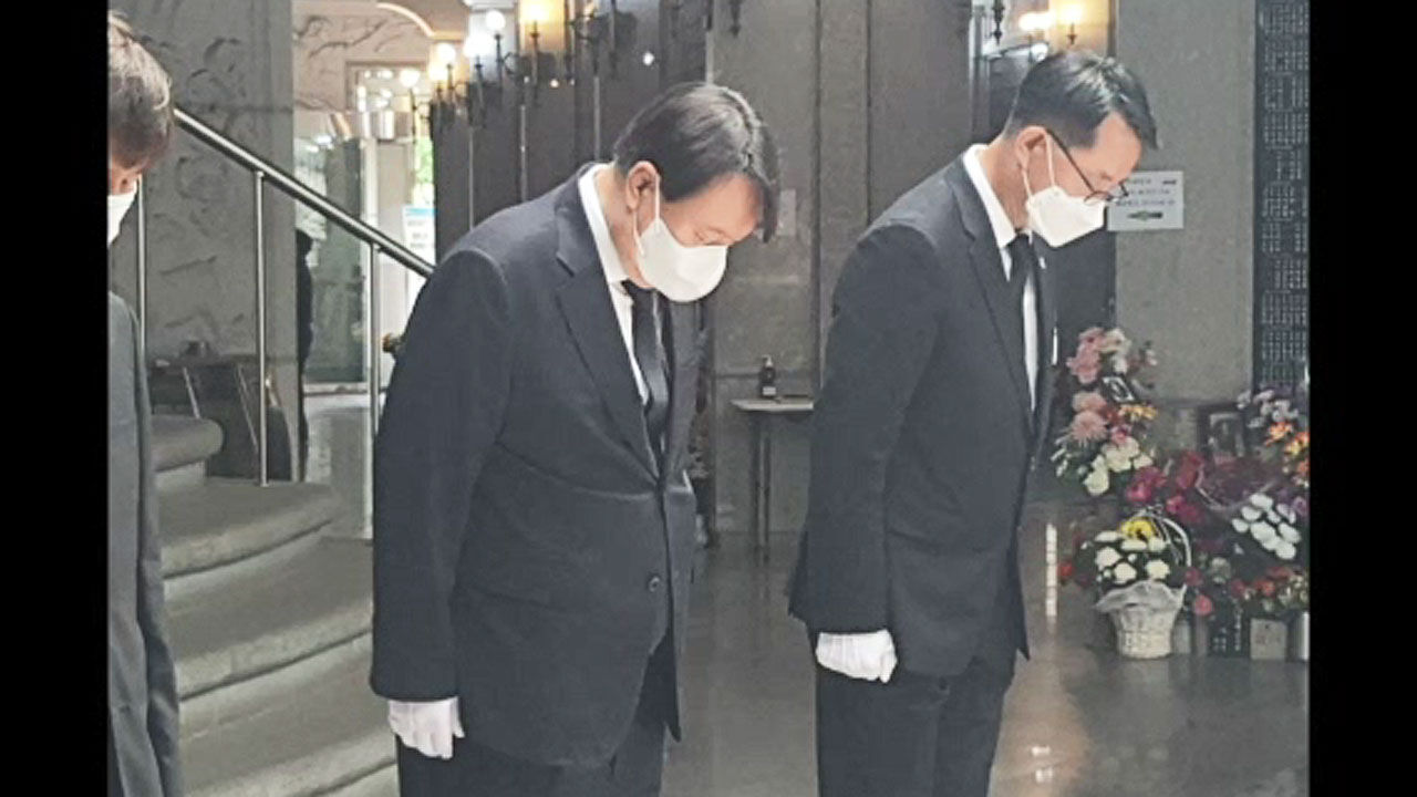 윤석열 전 검찰총장 현충원 참배