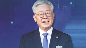 대선 장정 시작한 이재명, '경기도정 수행' 차질 없을까