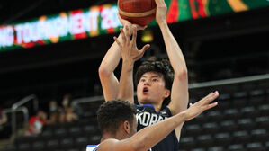 한국 남자농구, 올림픽 예선 1차전 베네수엘라에 져&hellip;본선 가물