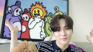 [SBS Star] VIDEO: KEY Laughs While Showing Off a Characterized Version of SHINee Members