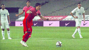 [영상] 이동준이 얻은 PK, 권창훈의 골&hellip;앞서는 한국