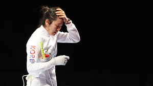 [영상] '이럴 수가'&hellip;펜싱 세계2위 최인정 '충격 탈락'