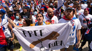 주프랑스 쿠바대사관에 화염병 공격&hellip;쿠바 "미국 책임"