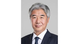 문 대통령, 청와대 민정비서관 이기헌 · 반부패비서관 이원구 내정