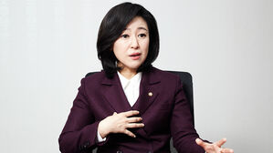 황보승희 "한영외고, 조민 경력 8건 생활기록부에서 삭제 처리"