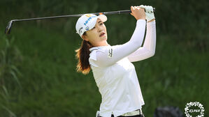 이가영, 하이원 리조트 여자오픈 이틀 연속 선두