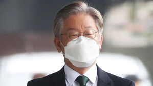 이재명 "윤영찬, 허위사실 공표 &middot; 인간적 도의 어긋나" 직격