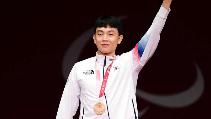 [포토] 주정훈, 한국 태권도 첫 메달…종주국 자존심 지켰다