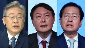 "4자 가상대결&hellip;이재명 35% vs 윤석열 34%, 이재명 35% vs 홍준표 32%"