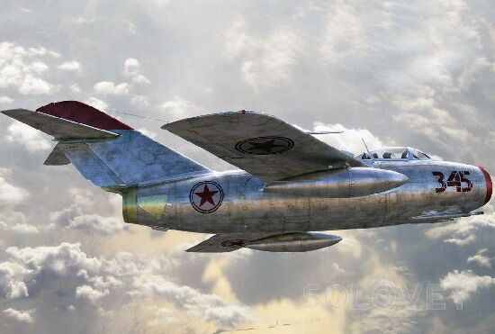 한국전쟁에 참전한 옛 소련 전투기. 역시 북한군 표식을 달고 있다.