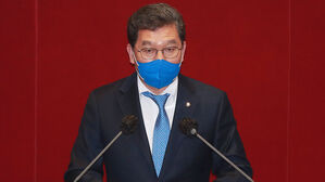 '김두관 지지' 신정훈 의원, 이재명 캠프 공식 합류