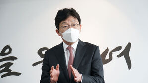 유승민 "여당, 버티면 '대선 투표 전 후보 구속' 초유의 사태 올 것"