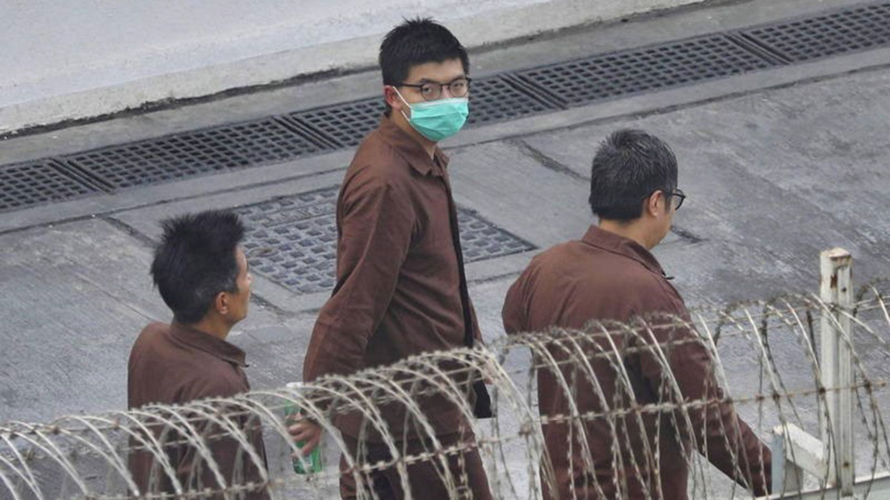 수감 중인 조슈아 웡 (출처 : H.K. Standard)