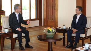 [속보] 문 대통령 "기후 위기 부담 다음 정부가"&hellip;이재명 "제가 짐 졌으면"