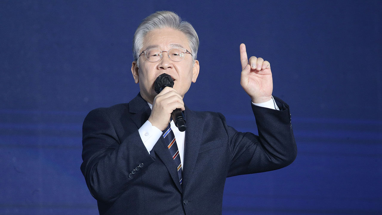 이재명 "부동산 투기 국민 고통 사과…강력하게 대개혁"