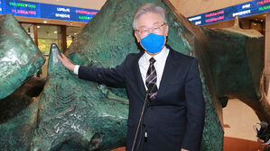 이재명, 재부상한 '대장동' 대응 고심&hellip;檢 때리며 대야 역공