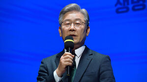 이재명 "지난 총선 '꼼수' 위성정당 사과"&hellip;정의당 "막 던지는 사과"