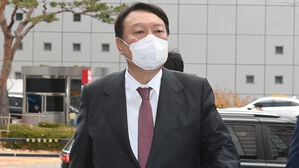 윤석열, 이재명 '특검 도입' 언급에 "받아야 선거하는 것 아니냐"