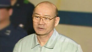 대선 후보 모두 "전두환 조문 안 간다"&hellip;청 "조화 없다"