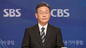 이재명 "전직 대통령 사면, 얘기 자체가 시기상조"