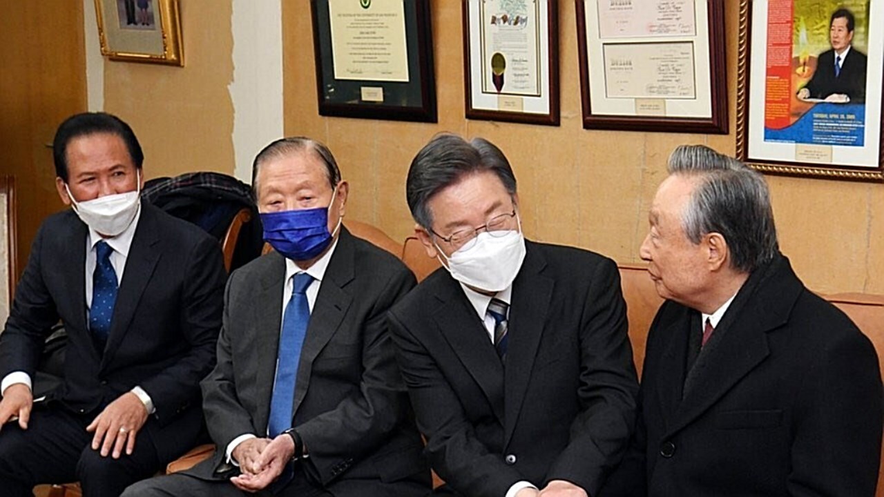 이재명, 동교동계 원로와 면담&hellip;"DJ 정신 실천"