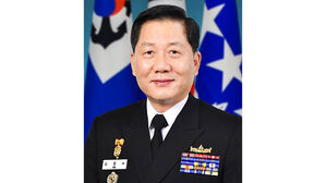 [취재파일] 해군총장 인사, 나쁜 전례 총집합…다음 정부의 반면교사