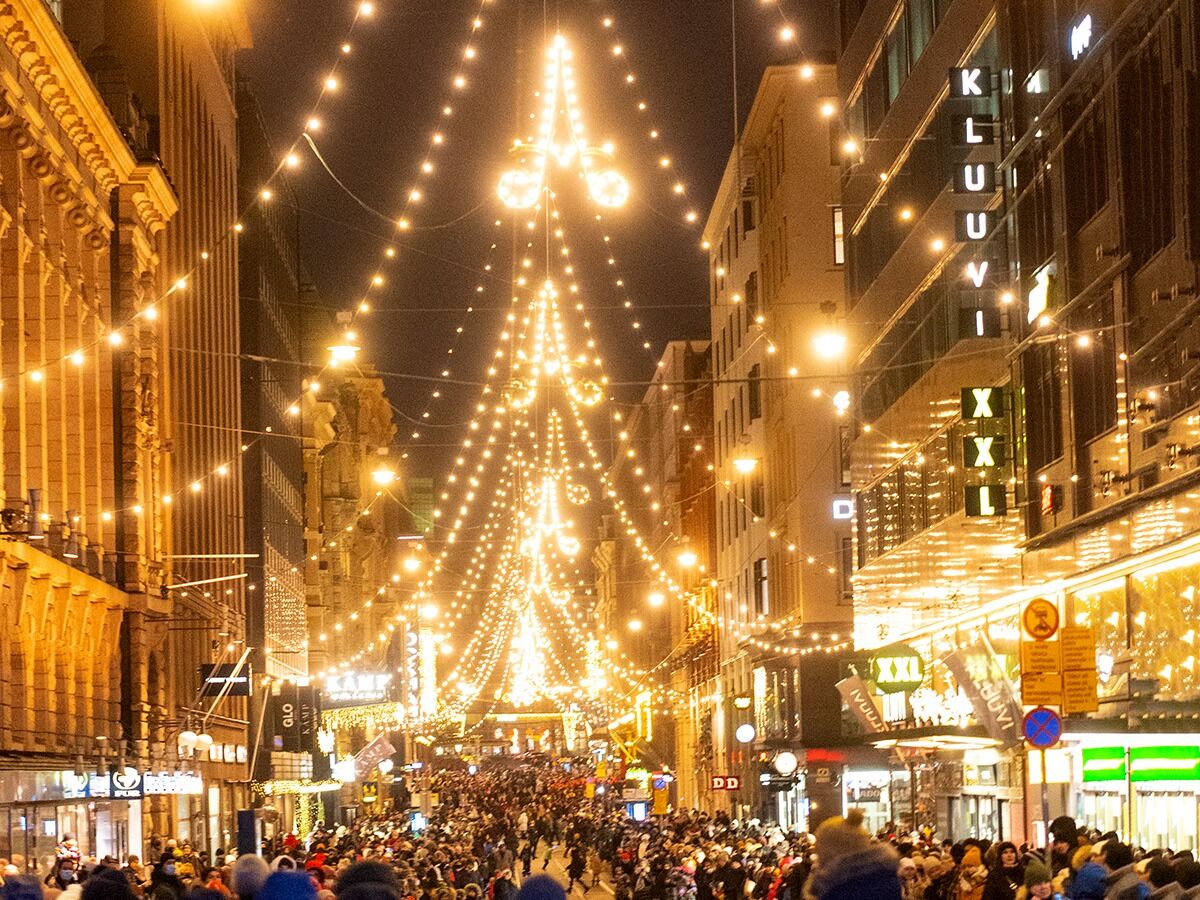 크리스마스 전등 점화식이 열린 헬싱키 시내의 모습. (사진=Ants Vahter , Dorit Salutskij)